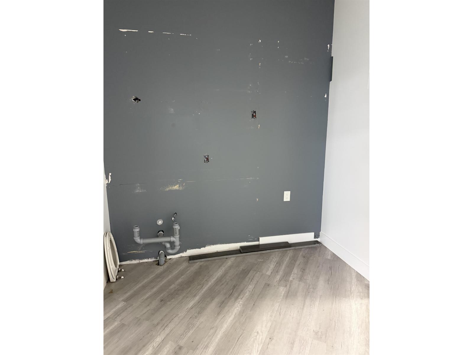 102 8050 128 Street, Surrey, British Columbia  V3W 4E9 - Photo 9 - C8074302