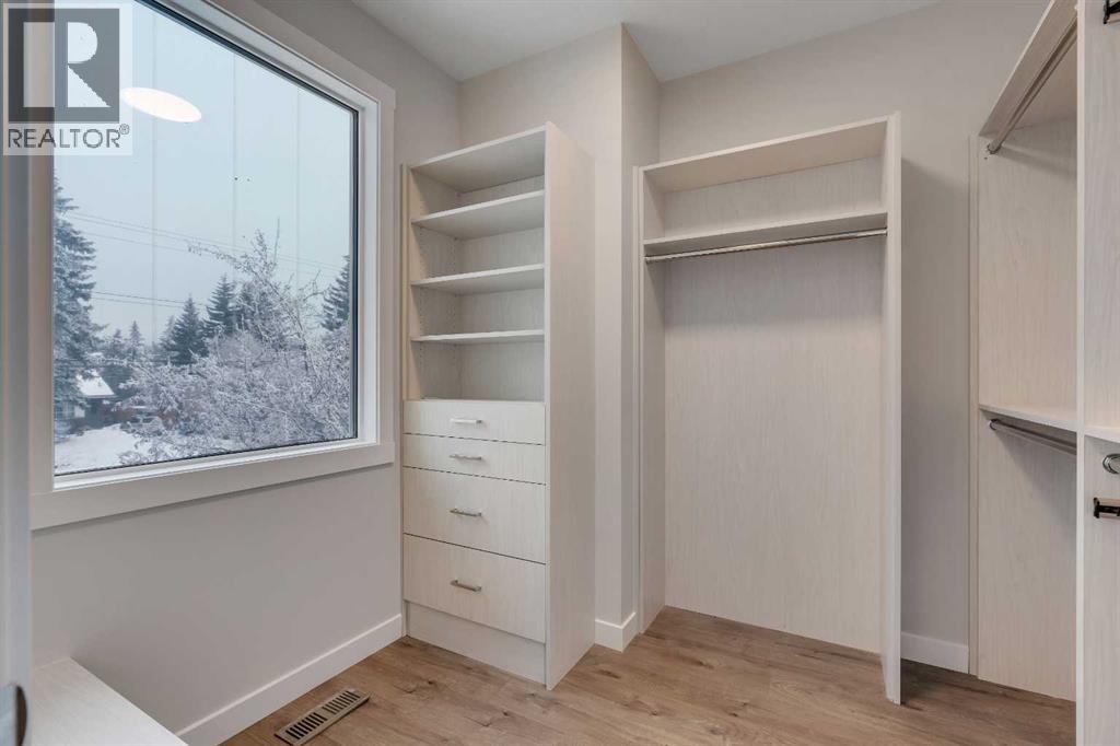 8631 48 Avenue Nw, Calgary, Alberta  T3B 2B3 - Photo 18 - A2276269