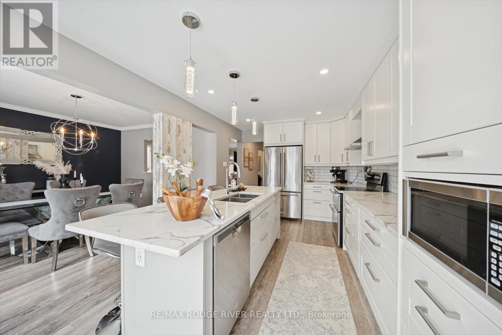 13 Prestonway Drive, Clarington, Ontario  L1C 4S8 - Photo 15 - E12702236