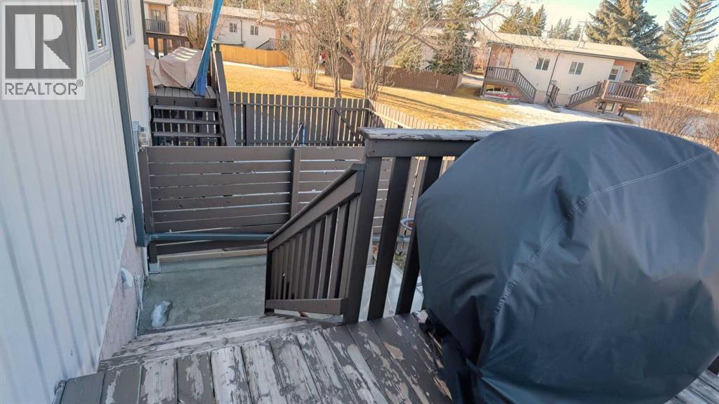 152 Oaktree Lane Sw, Calgary, Alberta  T2V 4E4 - Photo 26 - A2279714