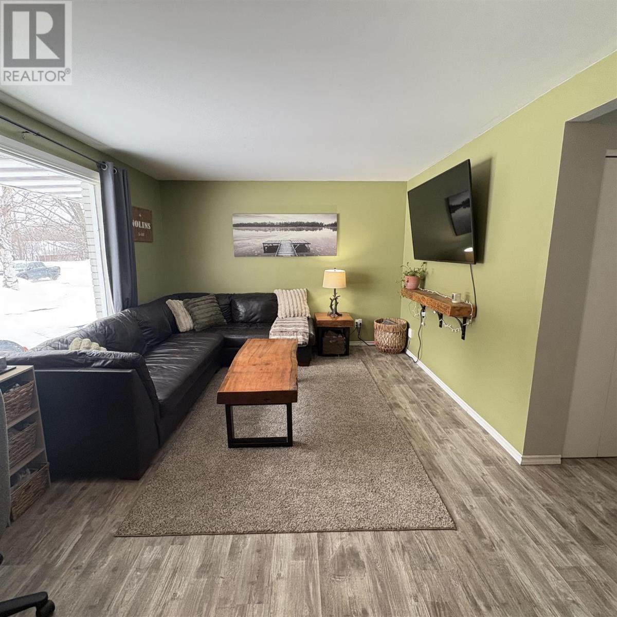 11 Kerr Dr, Sault Ste. Marie, Ontario  P6A 5H8 - Photo 9 - SM253494