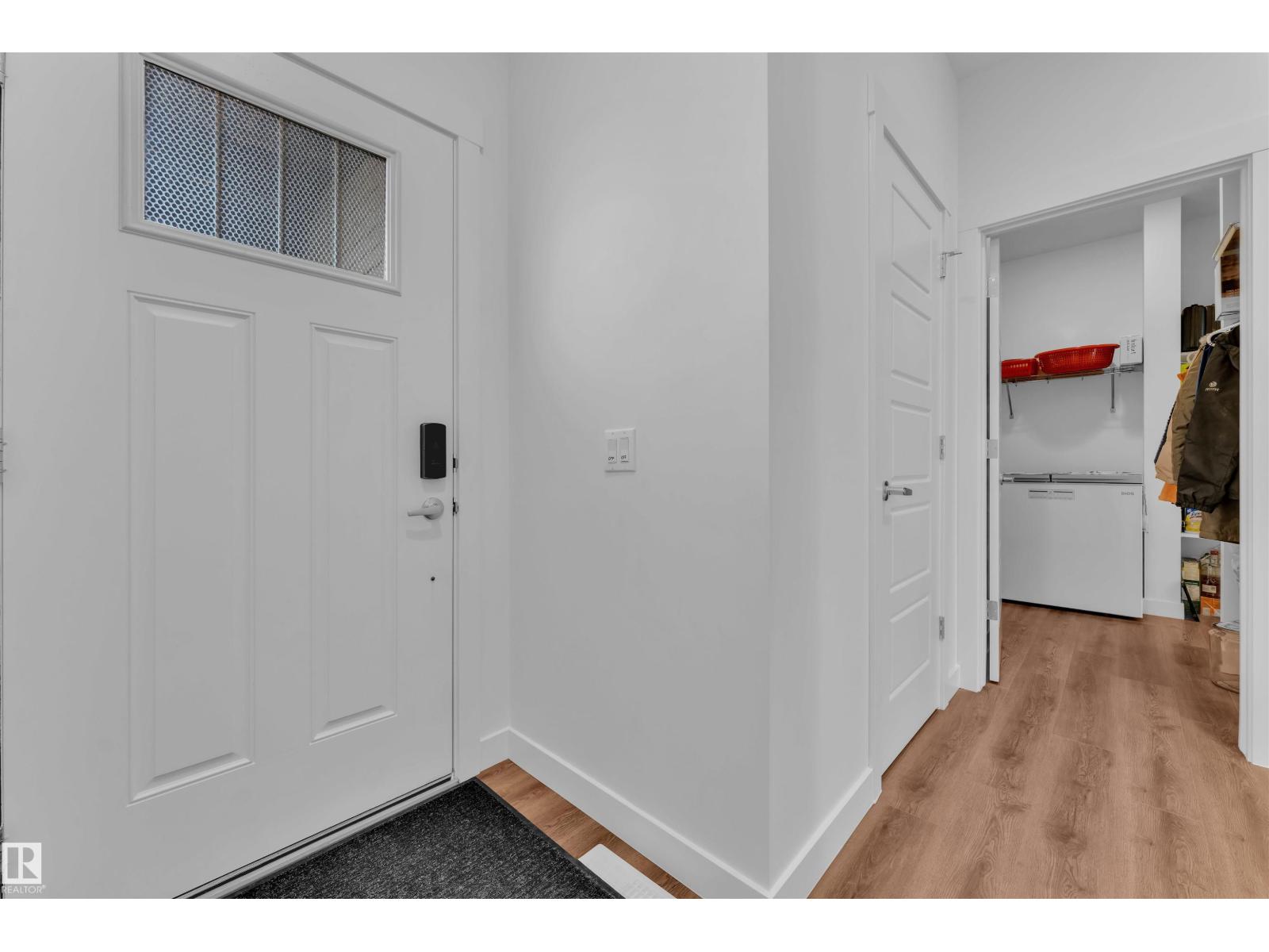 9990 205a St Nw, Edmonton, Alberta  T5T 7N4 - Photo 5 - E4468840