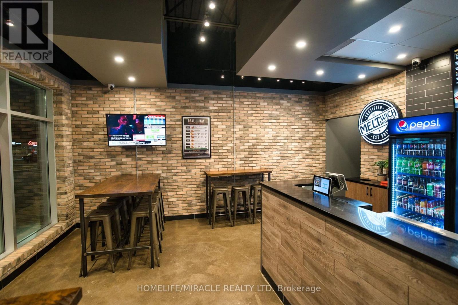 #a4-7 - 57 Harry Walker Parkway S, Newmarket, Ontario  L3Y 0G3 - Photo 3 - N12705652