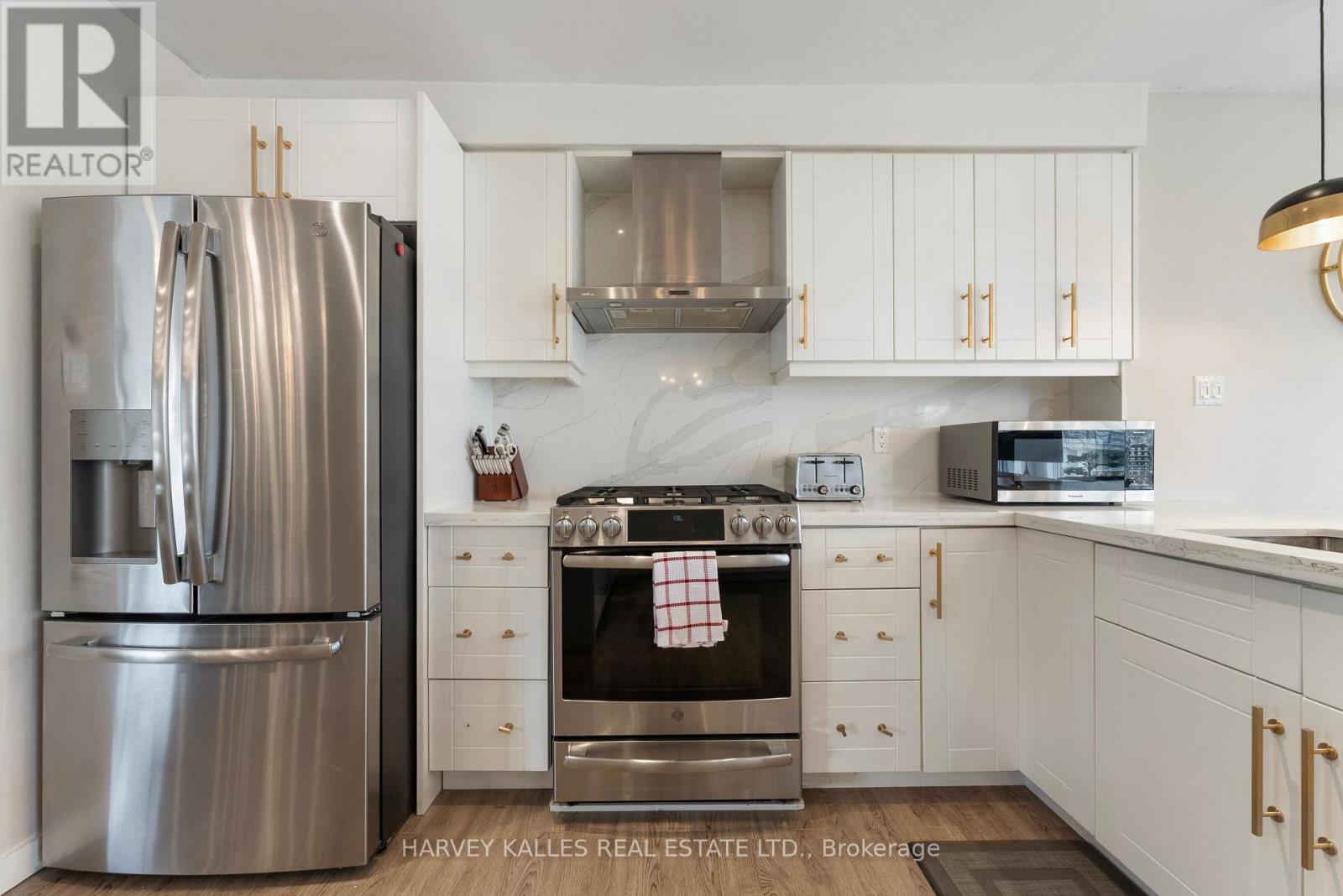 66 Westwood Lane, Richmond Hill, Ontario  L4C 6Y1 - Photo 11 - N12705666