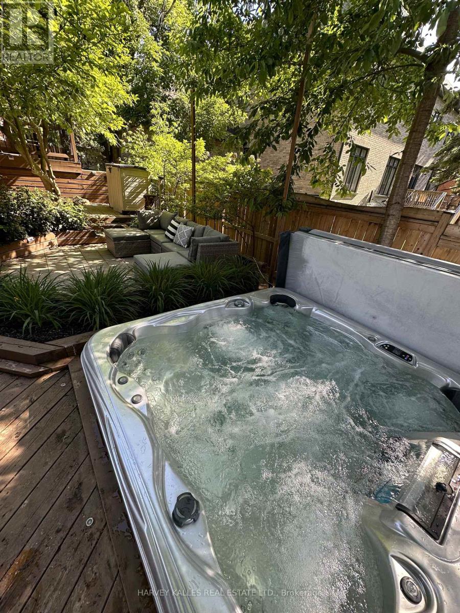 66 Westwood Lane, Richmond Hill, Ontario  L4C 6Y1 - Photo 40 - N12705666