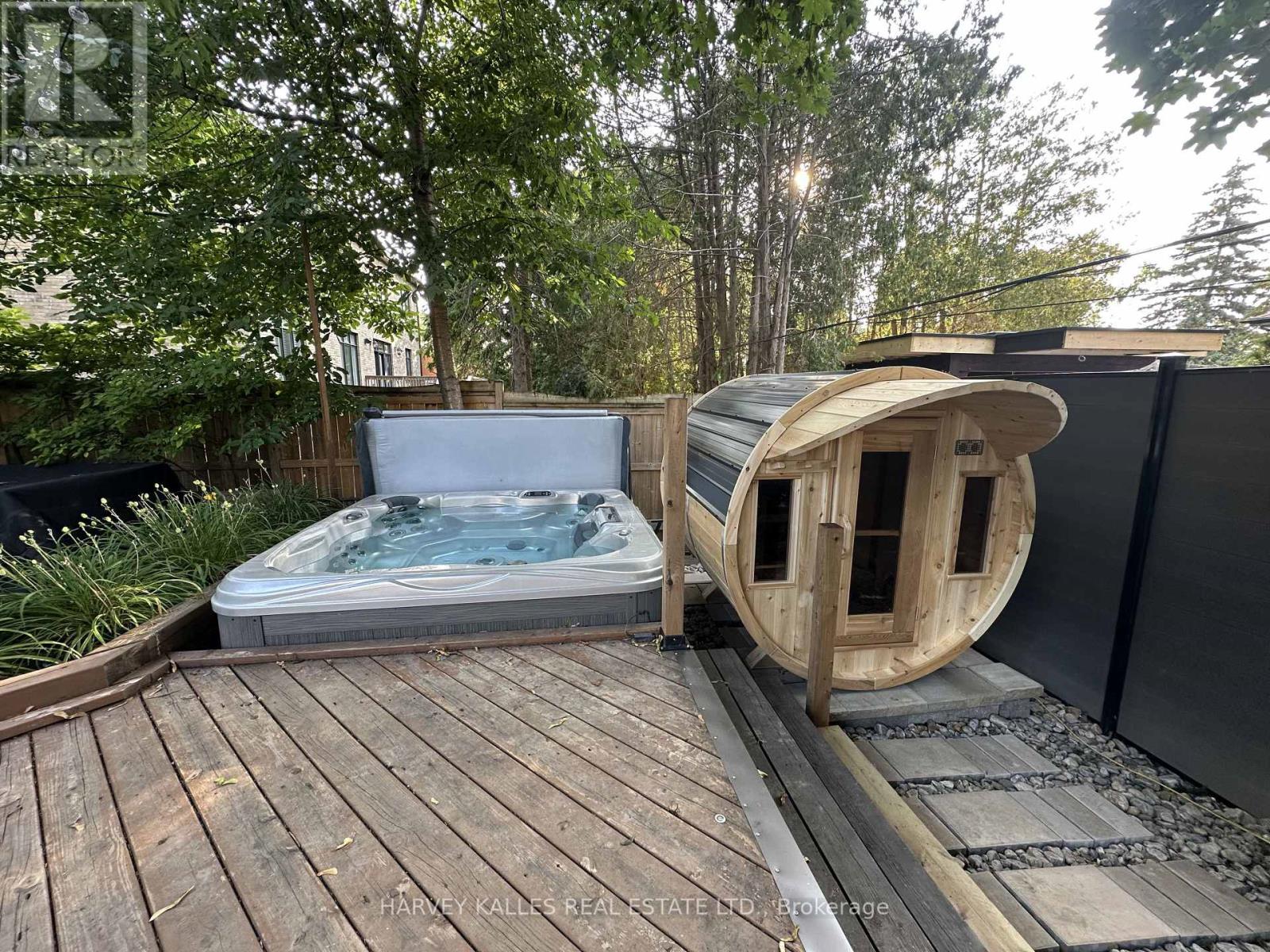 66 Westwood Lane, Richmond Hill, Ontario  L4C 6Y1 - Photo 41 - N12705666