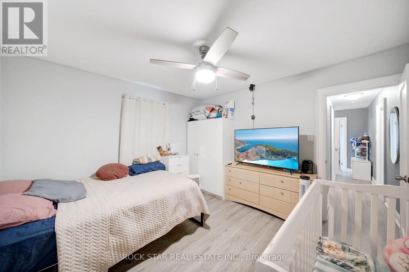 33 Fitzgerald Street, St. Catharines, Ontario  L2R 4B5 - Photo 11 - X12705654