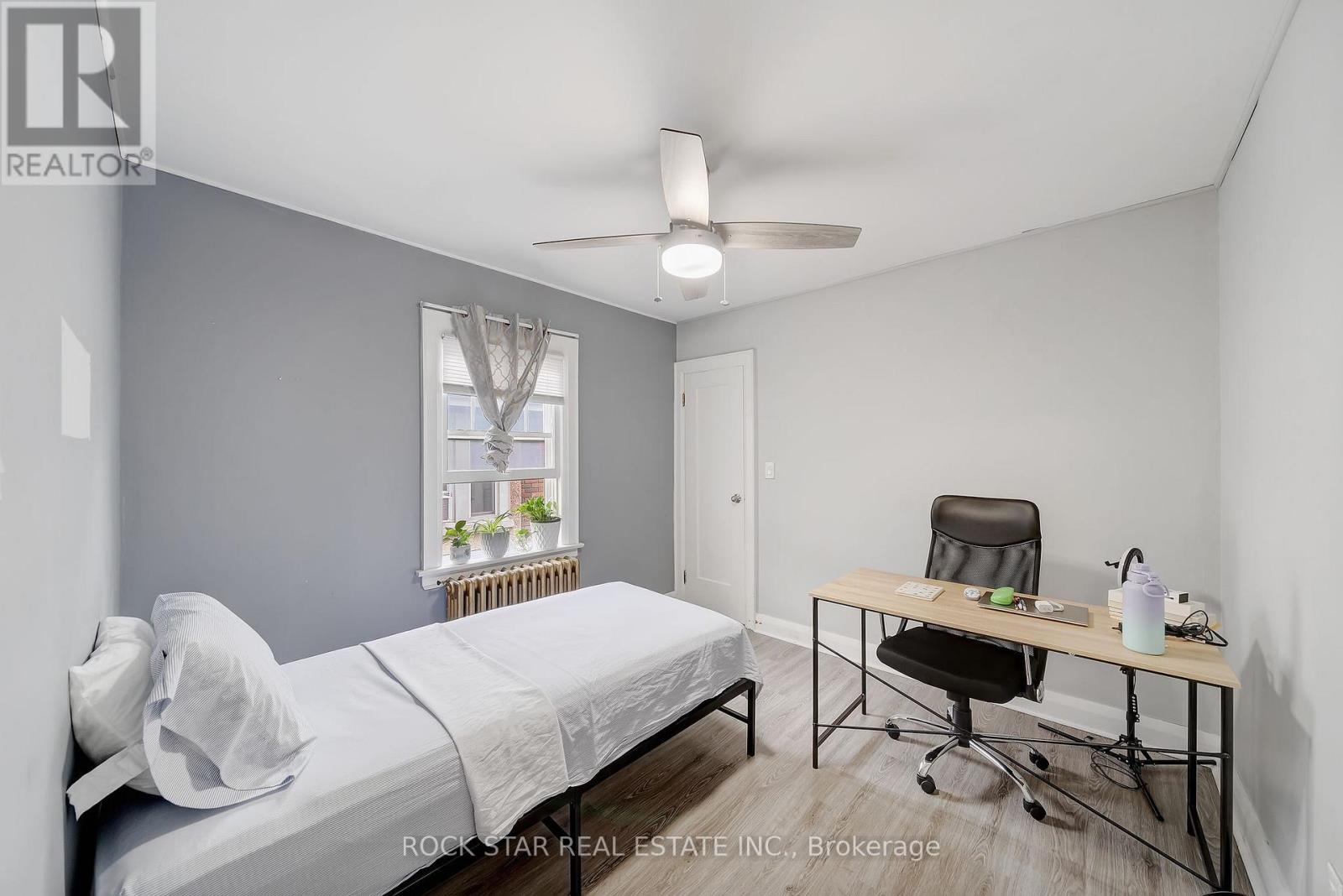 33 Fitzgerald Street, St. Catharines, Ontario  L2R 4B5 - Photo 13 - X12705654