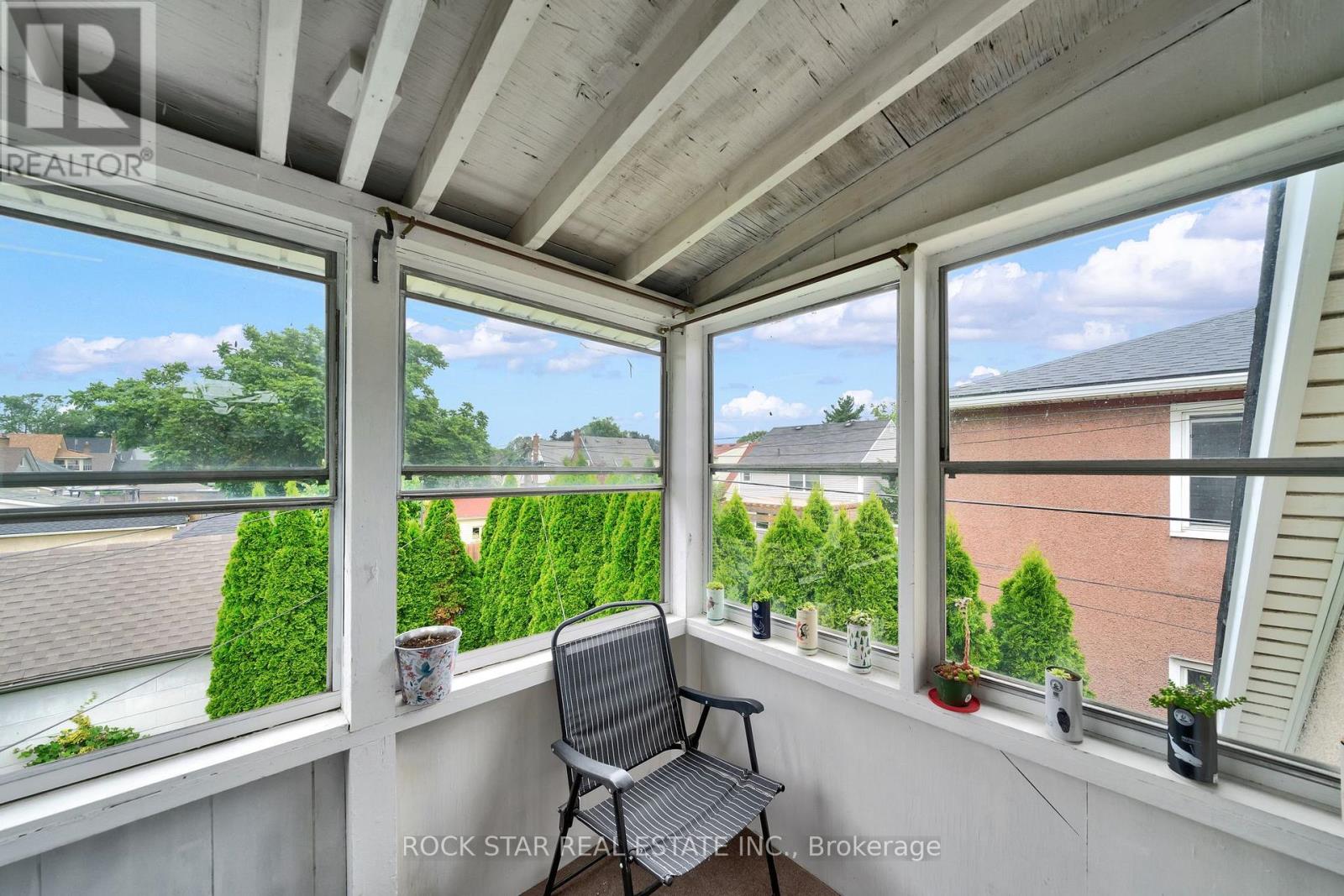 33 Fitzgerald Street, St. Catharines, Ontario  L2R 4B5 - Photo 17 - X12705654