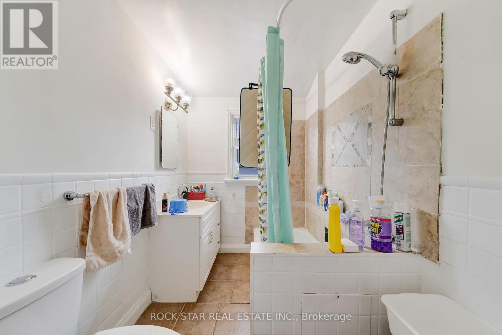 33 Fitzgerald Street, St. Catharines, Ontario  L2R 4B5 - Photo 34 - X12705654