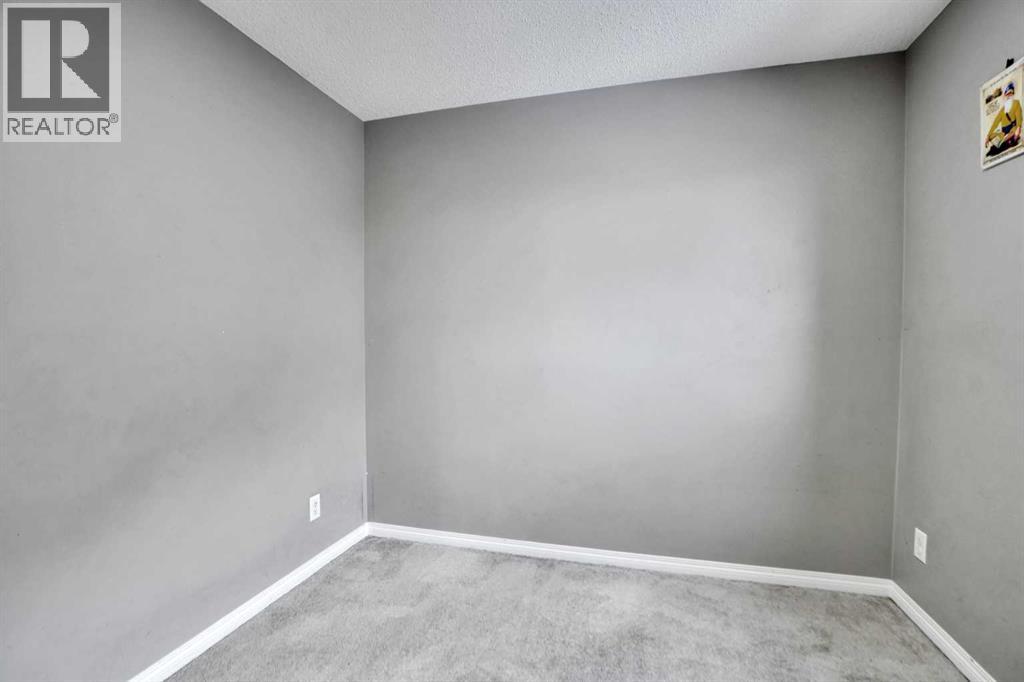 250 Martinwood Place Ne, Calgary, Alberta  t3j 3h6 - Photo 47 - A2275134