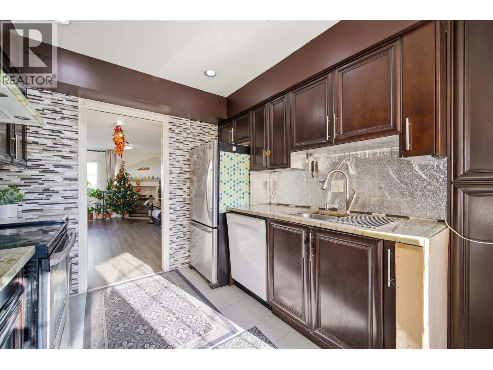 21 8591 Blundell Road, Richmond, British Columbia  V6Y 1K2 - Photo 8 - R3078312