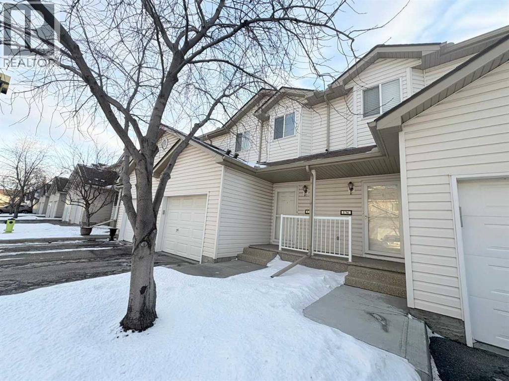 136 Douglas Glen Park SE, calgary, Alberta