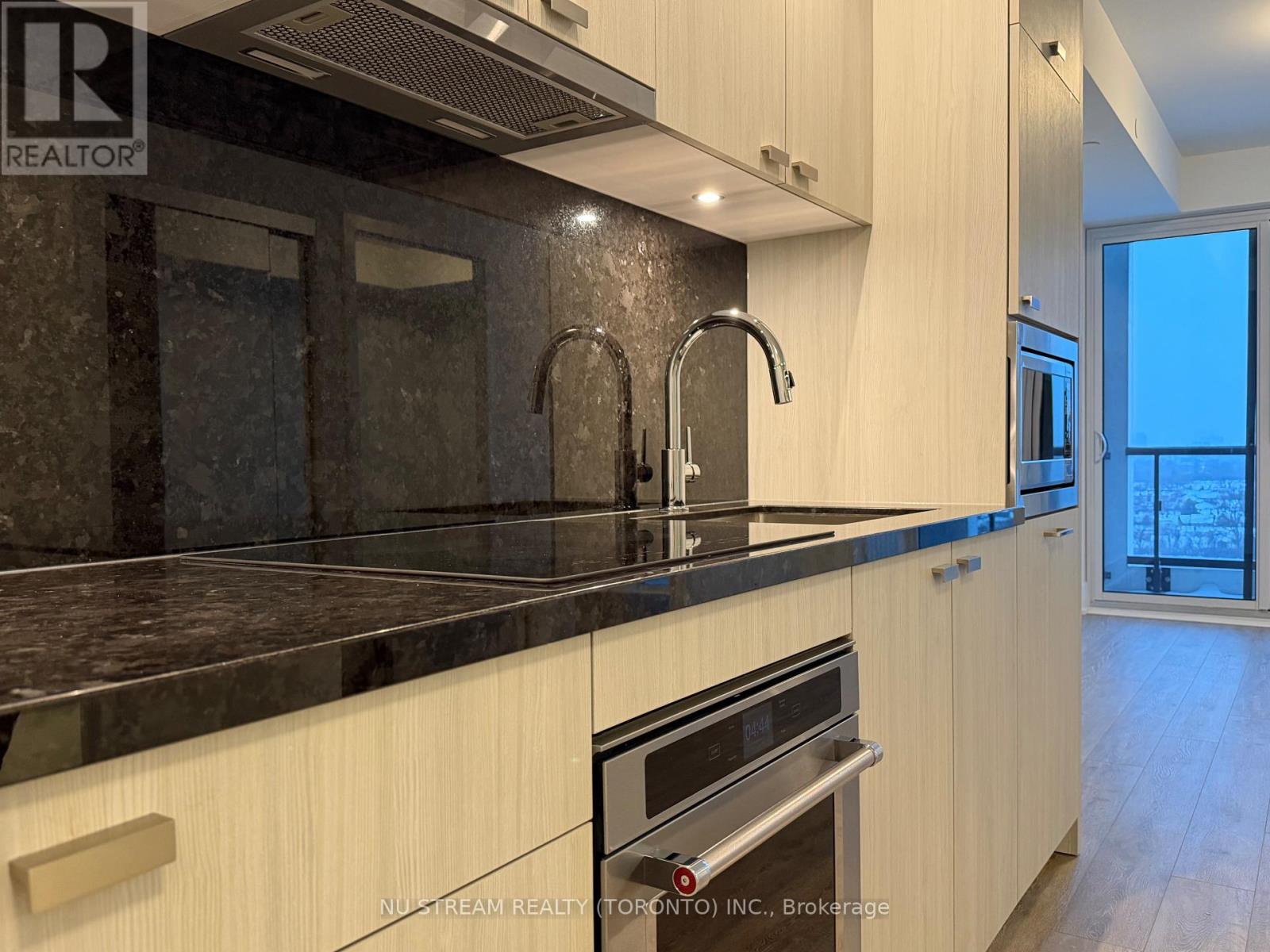 1207 - 115 Denison Avenue, Toronto, Ontario  M5T 2N1 - Photo 4 - C12705676