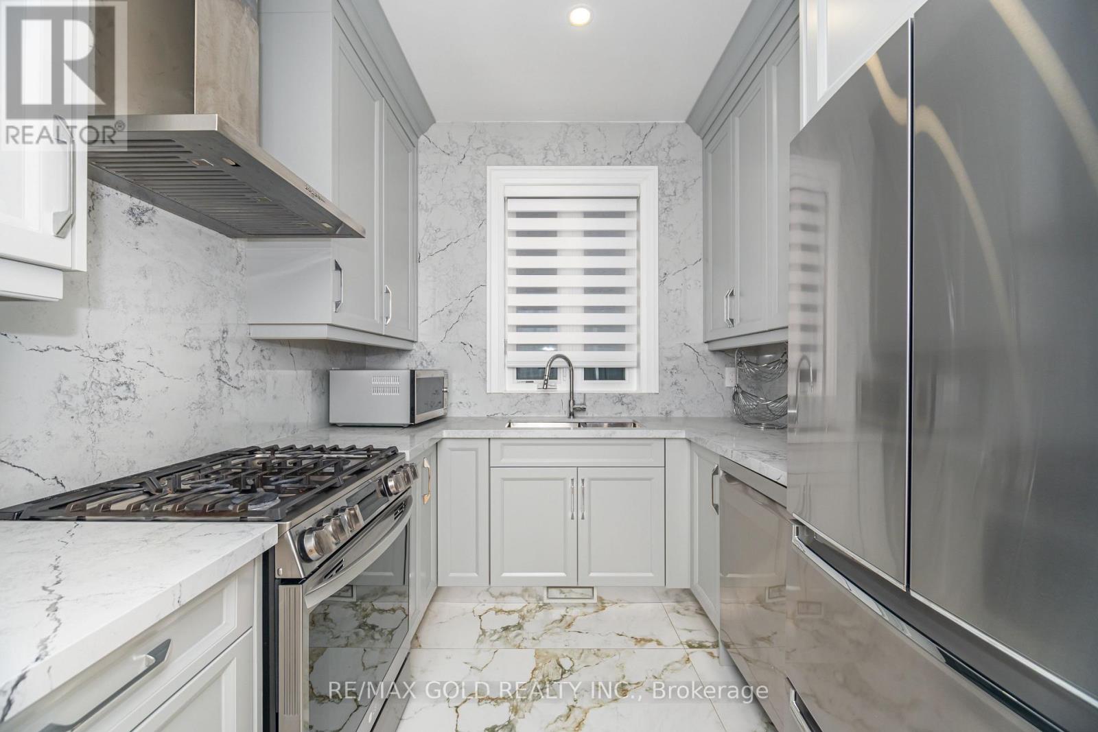 19 Maldaver Avenue, Mississauga, Ontario  L5M 1W4 - Photo 15 - W12705324