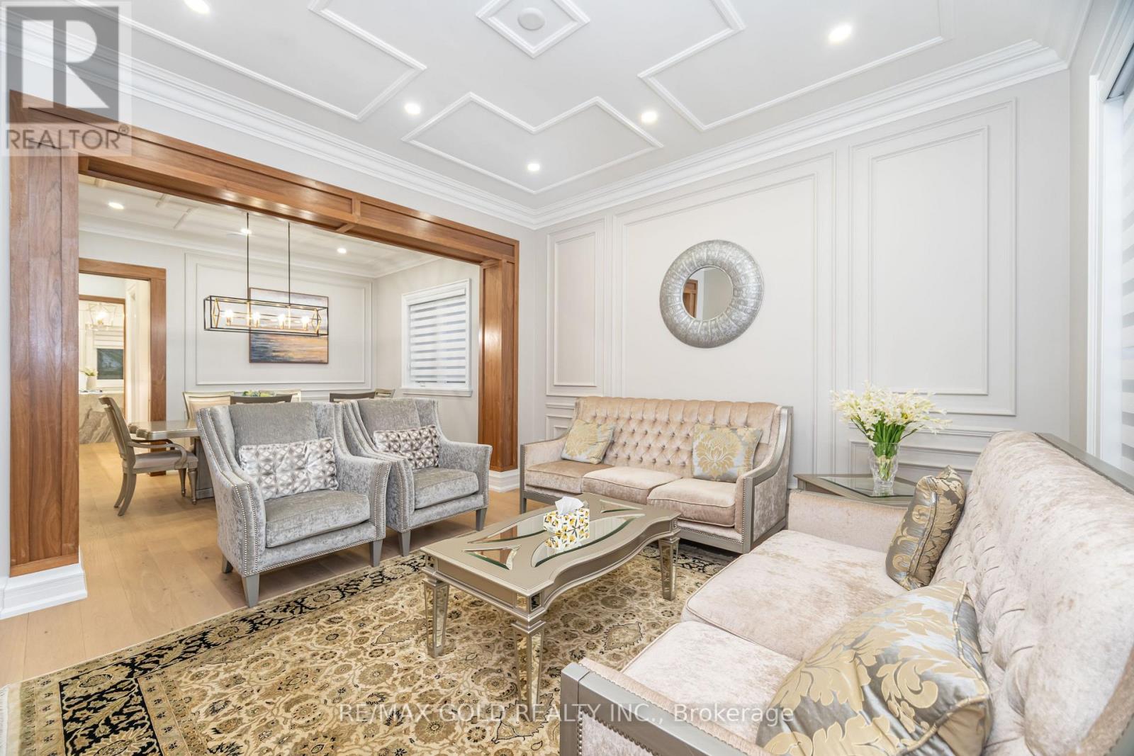 19 Maldaver Avenue, Mississauga, Ontario  L5M 1W4 - Photo 11 - W12705324