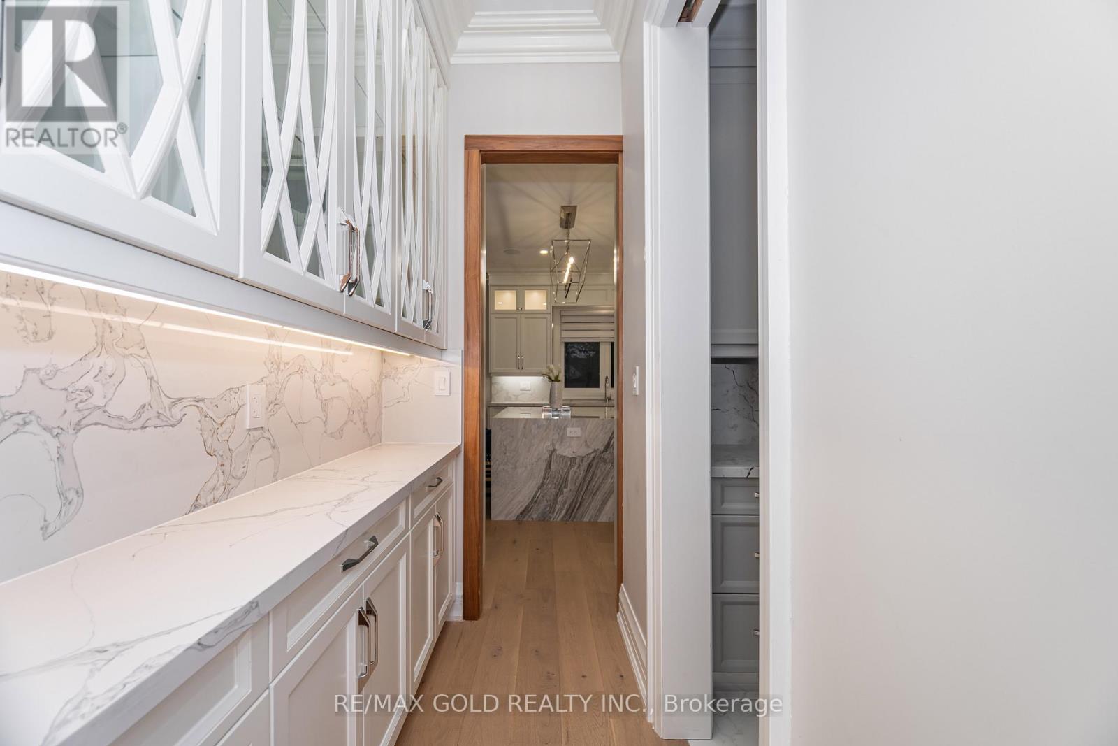 19 Maldaver Avenue, Mississauga, Ontario  L5M 1W4 - Photo 14 - W12705324