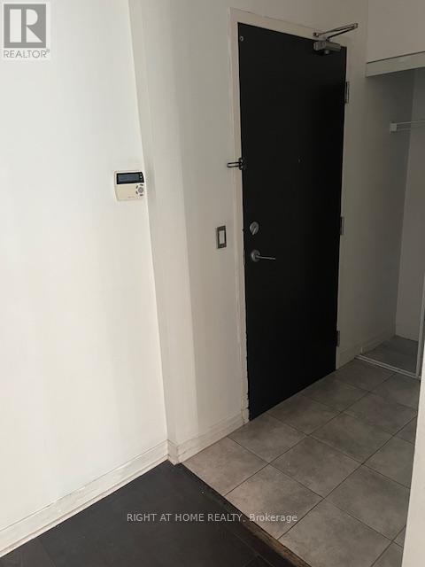 3310 - 225 Webb Drive N, Mississauga, Ontario  L5B 4P2 - Photo 4 - W12705674