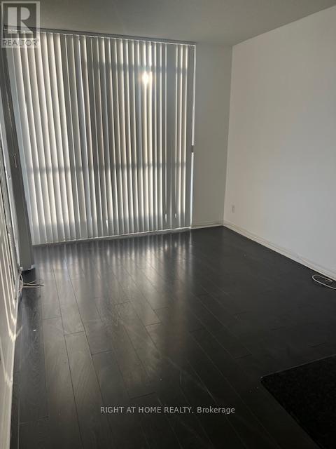 3310 - 225 Webb Drive N, Mississauga, Ontario  L5B 4P2 - Photo 5 - W12705674