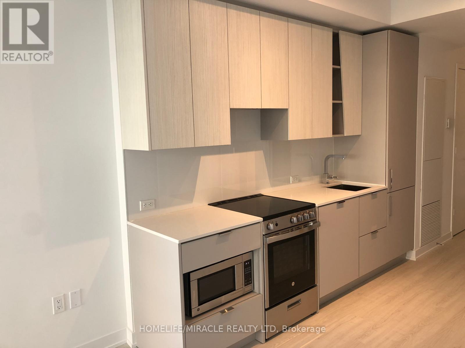 210 - 3883 Quartz Road, Mississauga, Ontario  L5B 4M6 - Photo 5 - W12705678