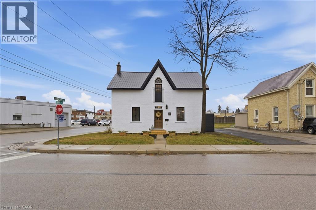 12 Mill Street, Elmira, Ontario  N3B 2K2 - Photo 3 - 40782143