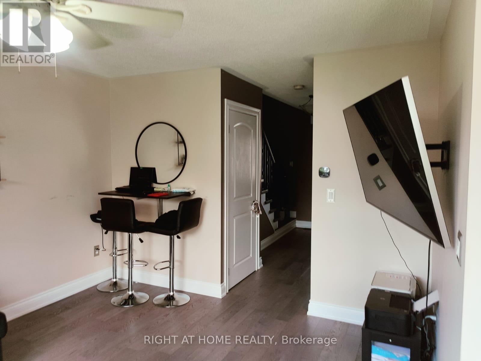 15 Allworth Crescent W, Clarington, Ontario  L1C 0B5 - Photo 5 - E12705702