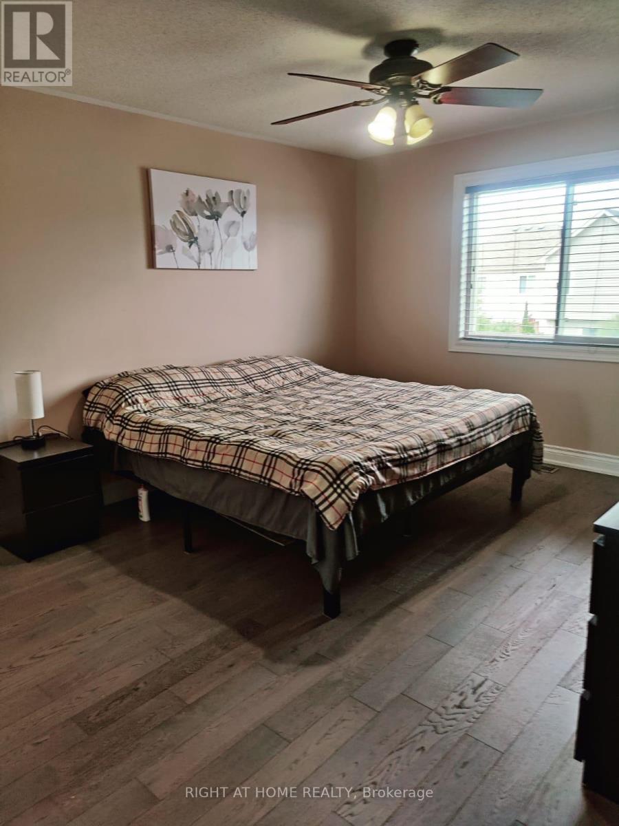 15 Allworth Crescent W, Clarington, Ontario  L1C 0B5 - Photo 7 - E12705702