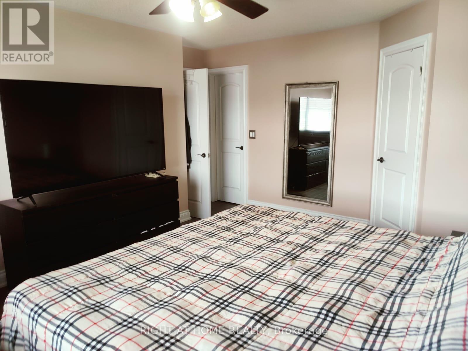 15 Allworth Crescent W, Clarington, Ontario  L1C 0B5 - Photo 8 - E12705702