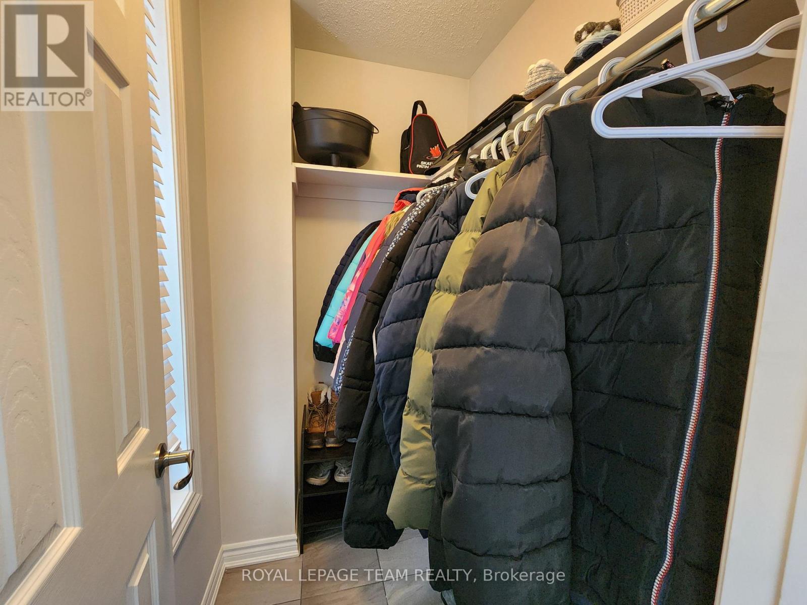 689 Rouncey Road, Ottawa, Ontario  K2V 0P9 - Photo 3 - X12705706