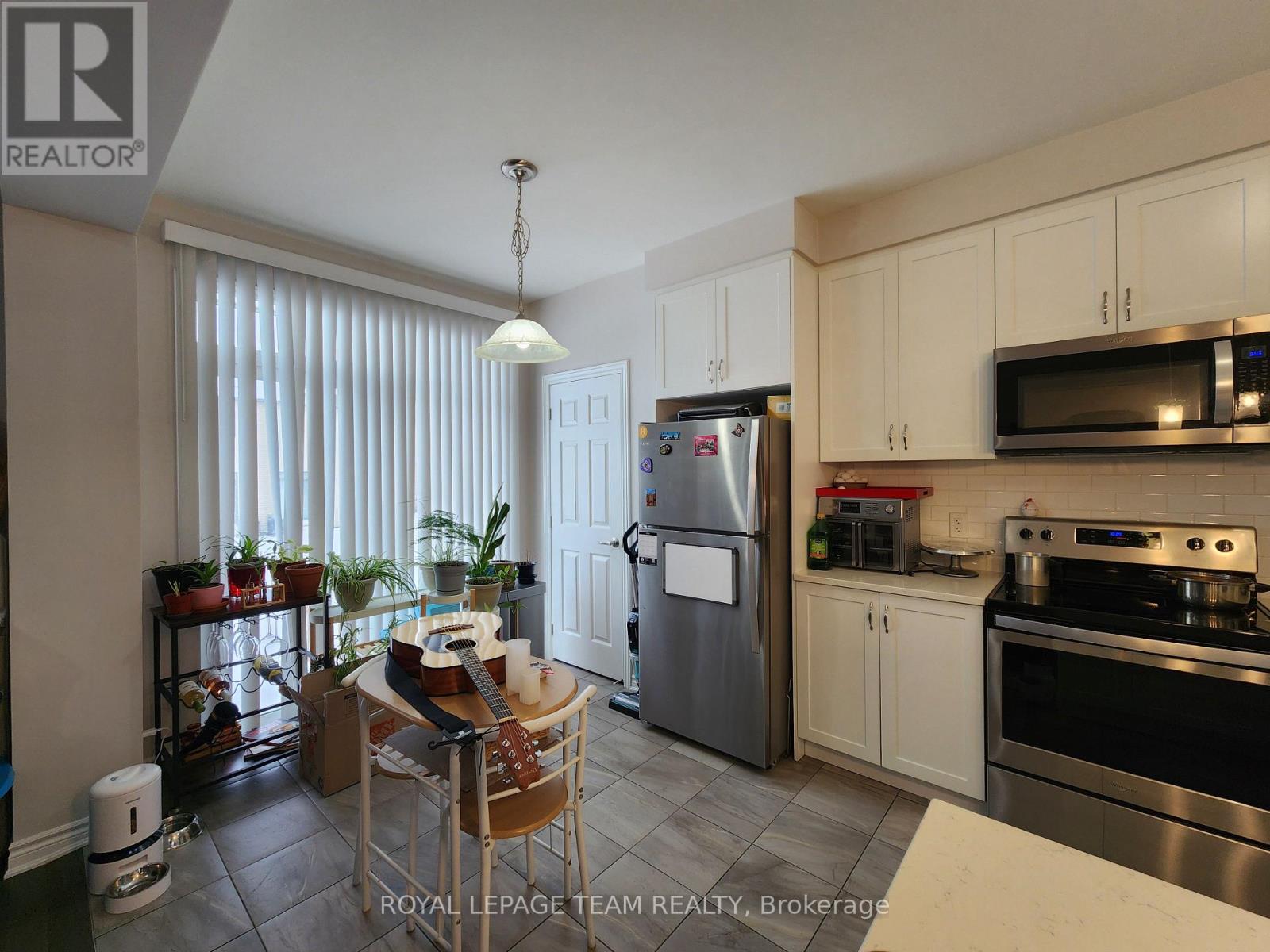 689 Rouncey Road, Ottawa, Ontario  K2V 0P9 - Photo 9 - X12705706