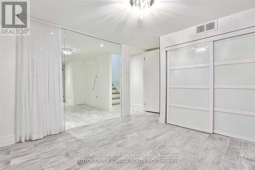 169 Woburn Avenue, Toronto, Ontario  M5M 1K8 - Photo 29 - C12705690