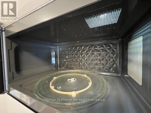 293 Ellerslie Avenue, Toronto, Ontario  M2R 1B6 - Photo 8 - C12705718