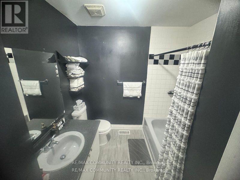 14 Blacksmith Lane, Whitby, Ontario  L1P 1N2 - Photo 14 - E12705694