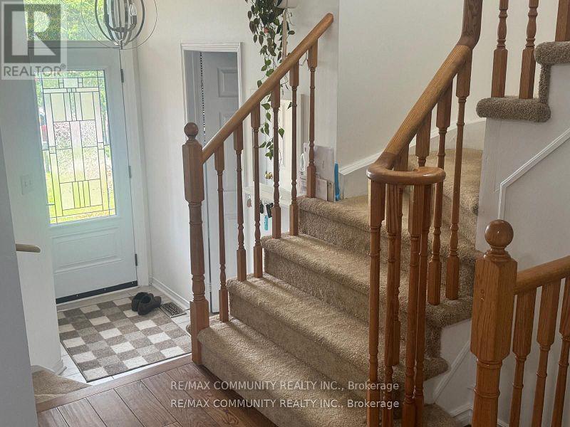 14 Blacksmith Lane, Whitby, Ontario  L1P 1N2 - Photo 7 - E12705694