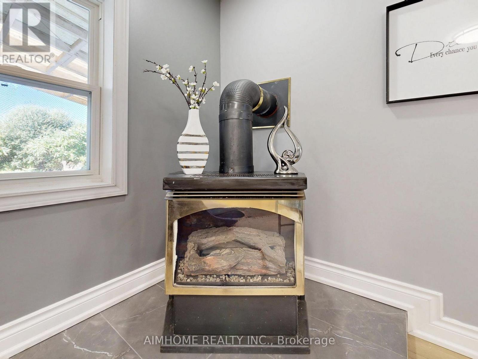 15 Main Street, Georgina, Ontario  L0E 1N0 - Photo 23 - N12705708