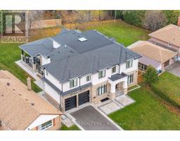 19 MALDAVER AVENUE, Mississauga, Ontario