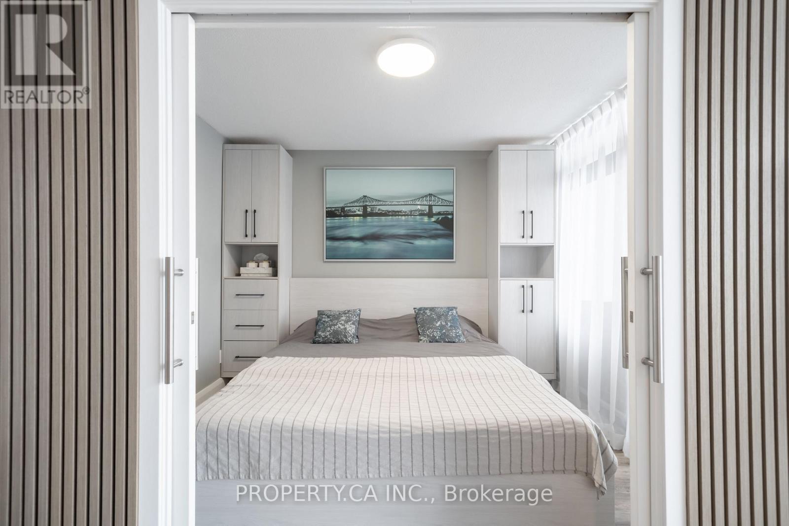 2201 - 1333 Bloor Street, Mississauga, Ontario  L4Y 3T6 - Photo 10 - W12705700