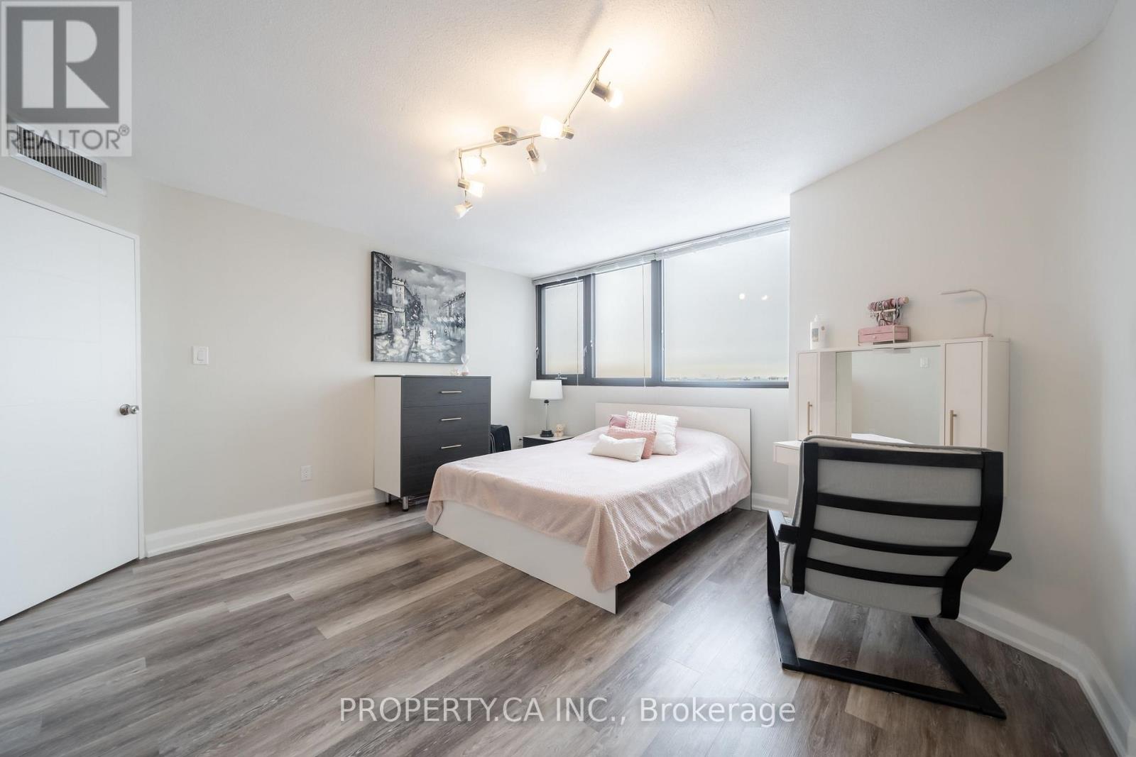 2201 - 1333 Bloor Street, Mississauga, Ontario  L4Y 3T6 - Photo 19 - W12705700