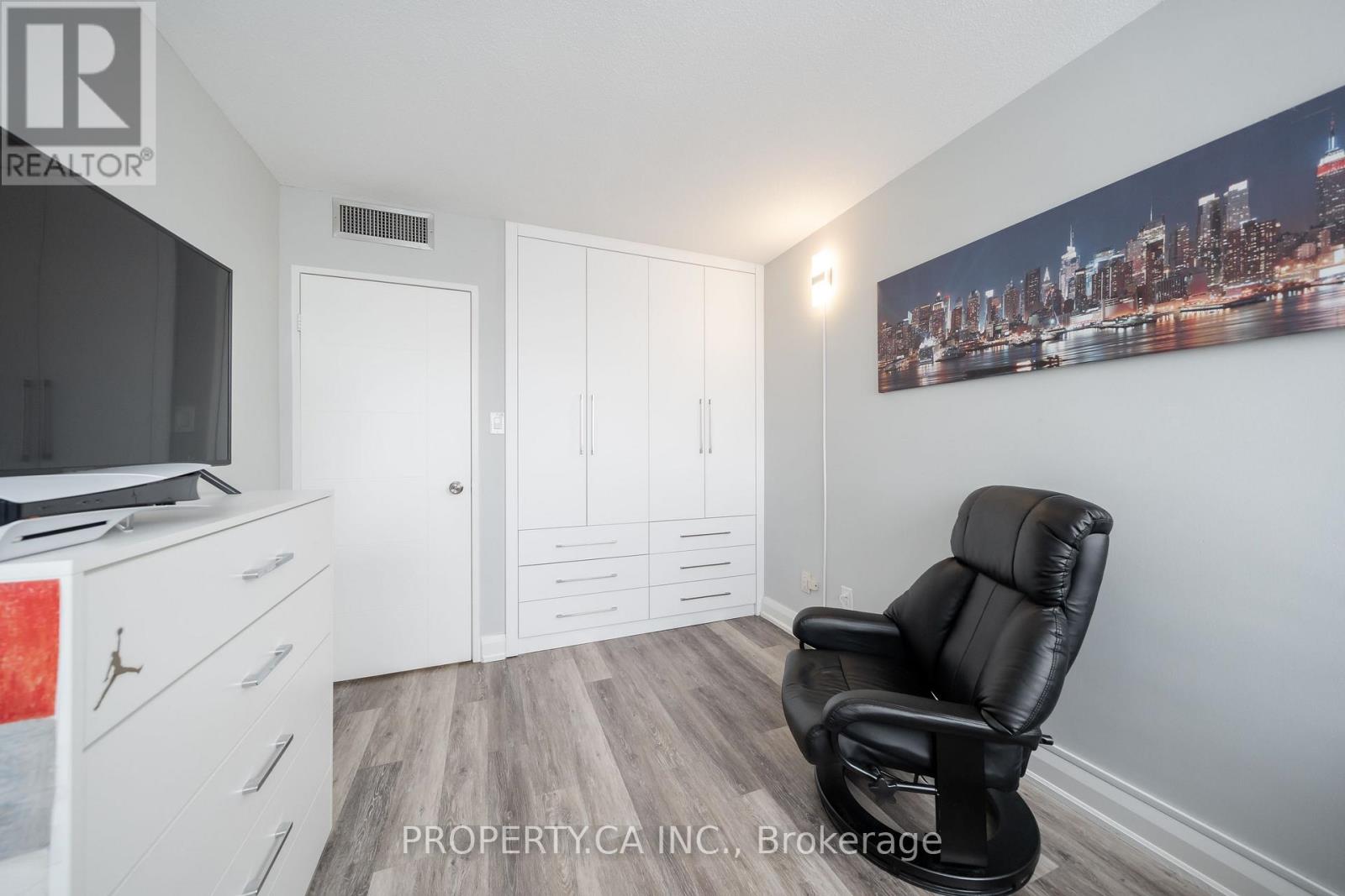 2201 - 1333 Bloor Street, Mississauga, Ontario  L4Y 3T6 - Photo 23 - W12705700