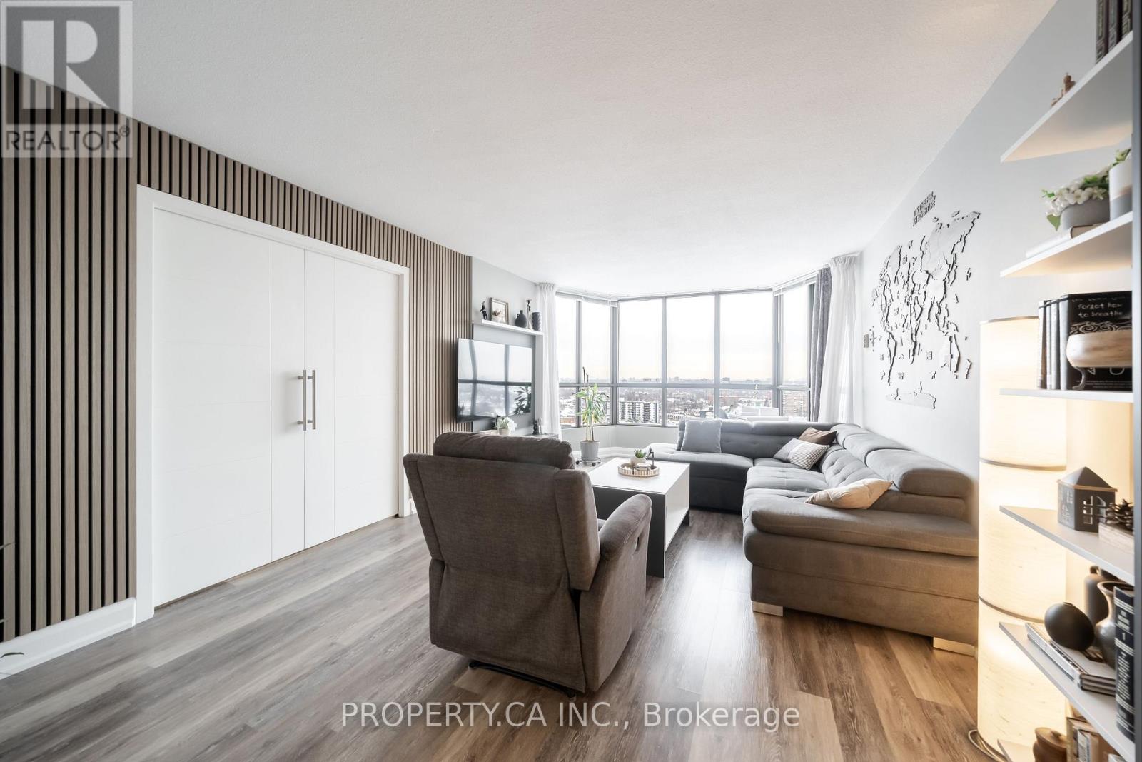 2201 - 1333 Bloor Street, Mississauga, Ontario  L4Y 3T6 - Photo 7 - W12705700