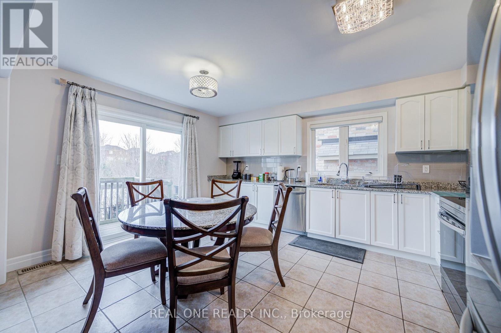 27 Cranston Street, Hamilton, Ontario  L9K 0E3 - Photo 13 - X12705710