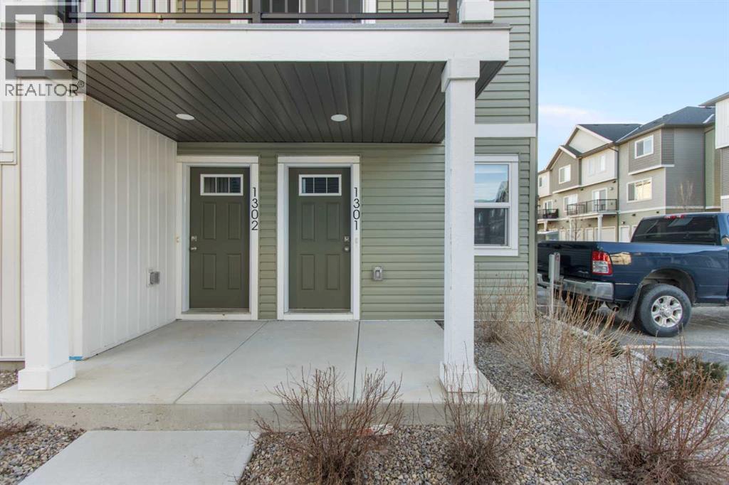 1301, 24 Rivercrest Drive, Cochrane, Alberta  T4C 2C8 - Photo 3 - A2279656