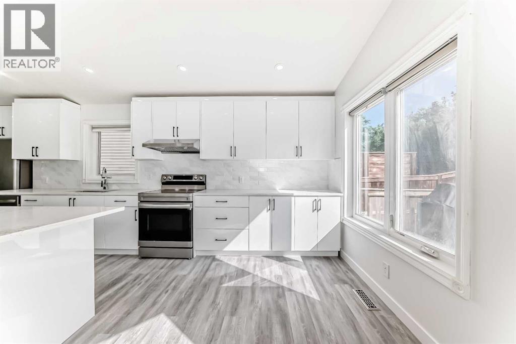 96 Douglas Ridge Close Se, Calgary, Alberta  T2Z 3M2 - Photo 13 - A2278436