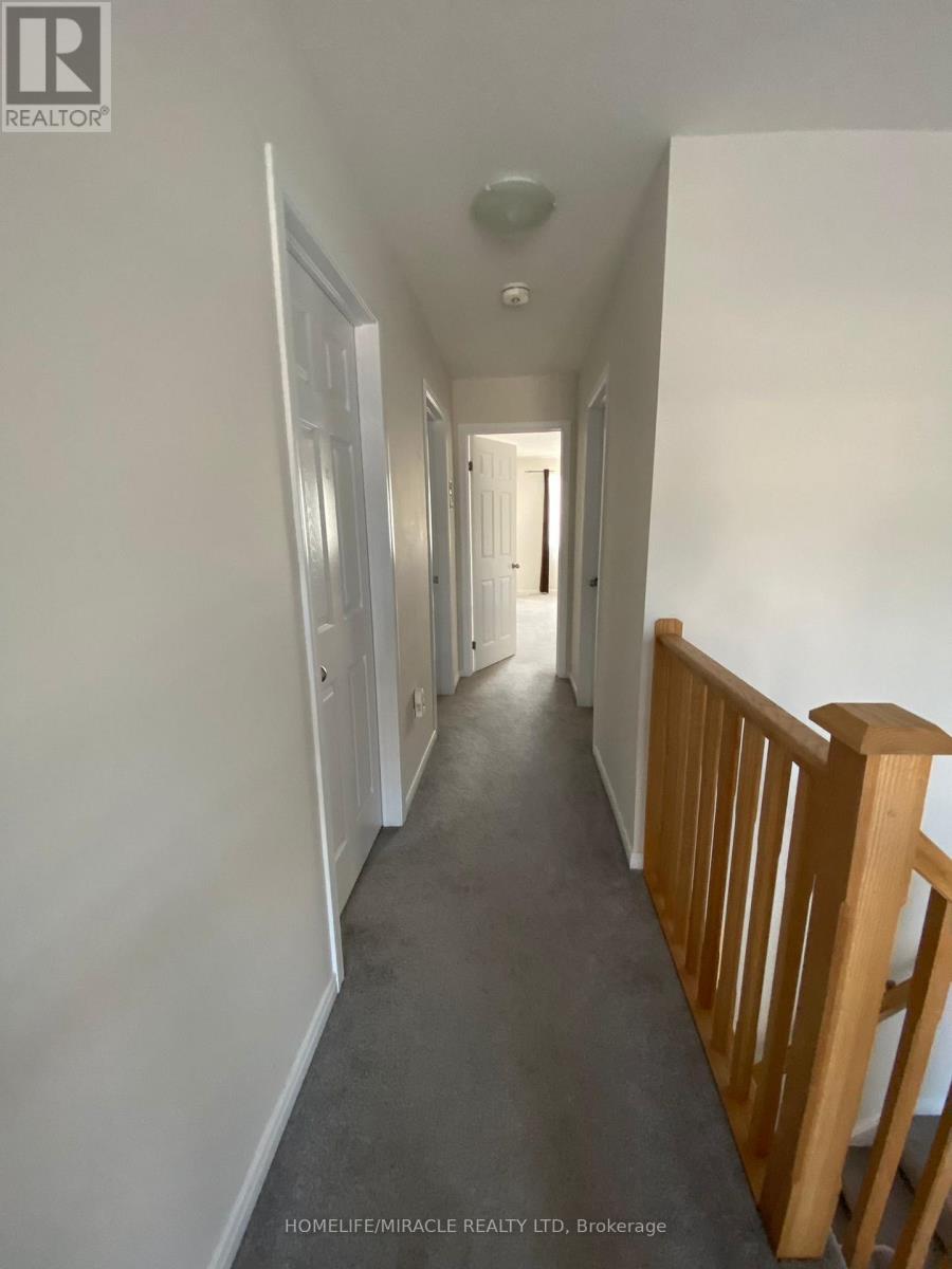 305 Tall Grass Crescent, Kitchener, Ontario  N2P 0G7 - Photo 11 - X12705468