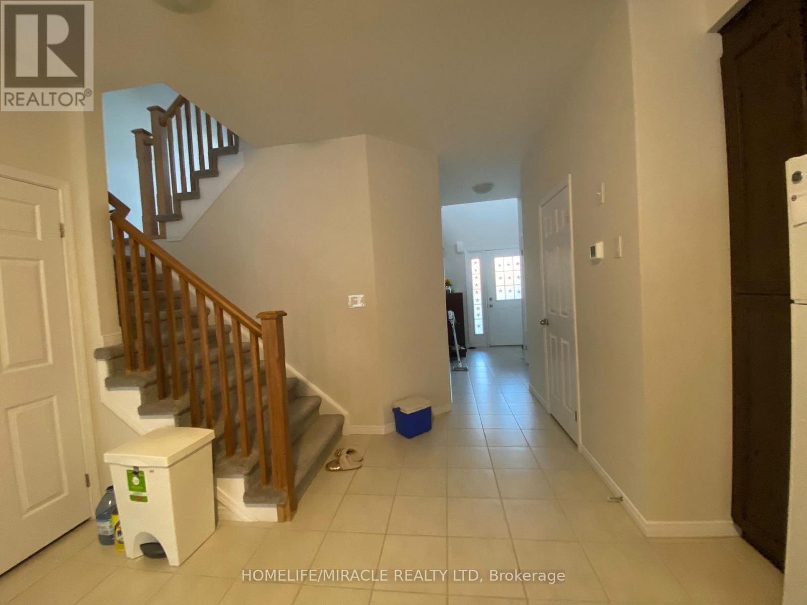 305 Tall Grass Crescent, Kitchener, Ontario  N2P 0G7 - Photo 8 - X12705468