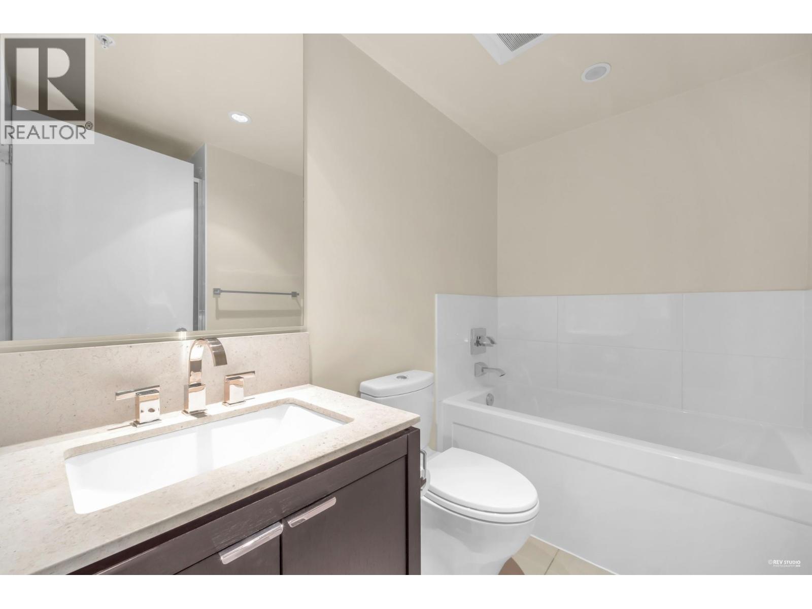 1xx 1320 Chesterfield Avenue, North Vancouver, British Columbia  V7M 0A6 - Photo 10 - R3071401