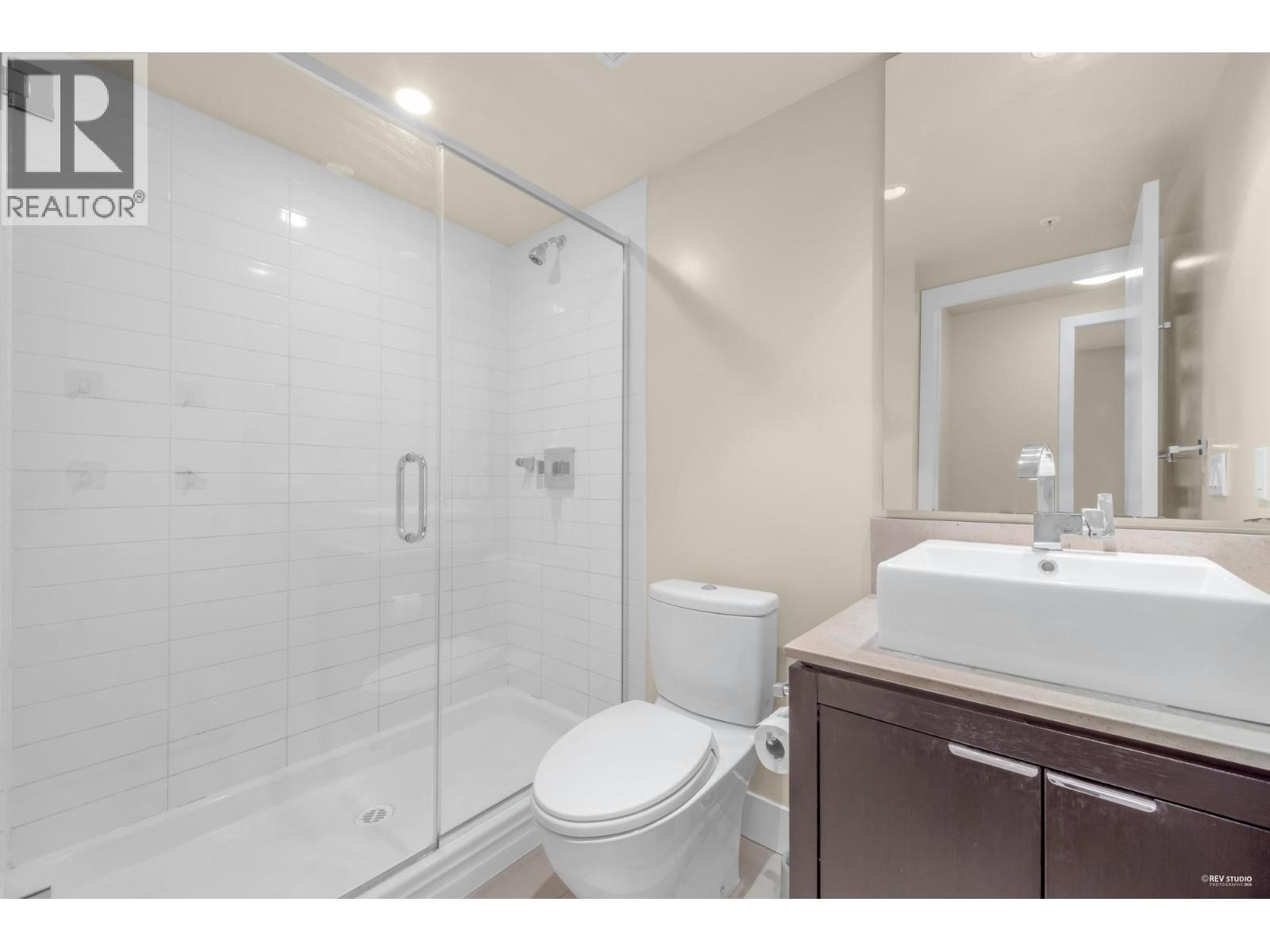1xx 1320 Chesterfield Avenue, North Vancouver, British Columbia  V7M 0A6 - Photo 12 - R3071401