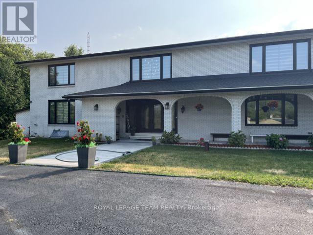 1570 RIVER ROAD, Ottawa, Ontario