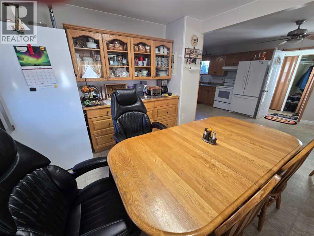 210 2 Avenue N, Vauxhall, Alberta  T0K 2K0 - Photo 21 - A2276626