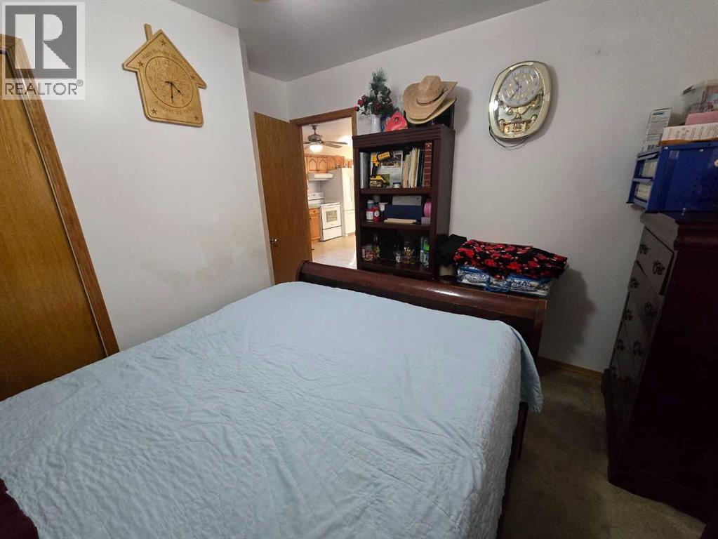 210 2 Avenue N, Vauxhall, Alberta  T0K 2K0 - Photo 9 - A2276626